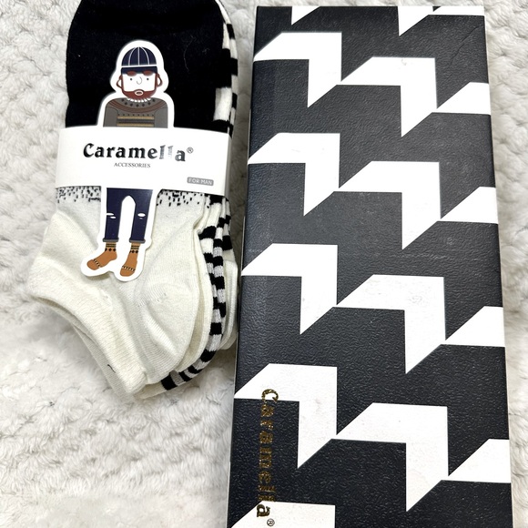 3 for $45_ Fasion short socks, 4 pairs in a box, Brand New in a gift box - Picture 7 of 8